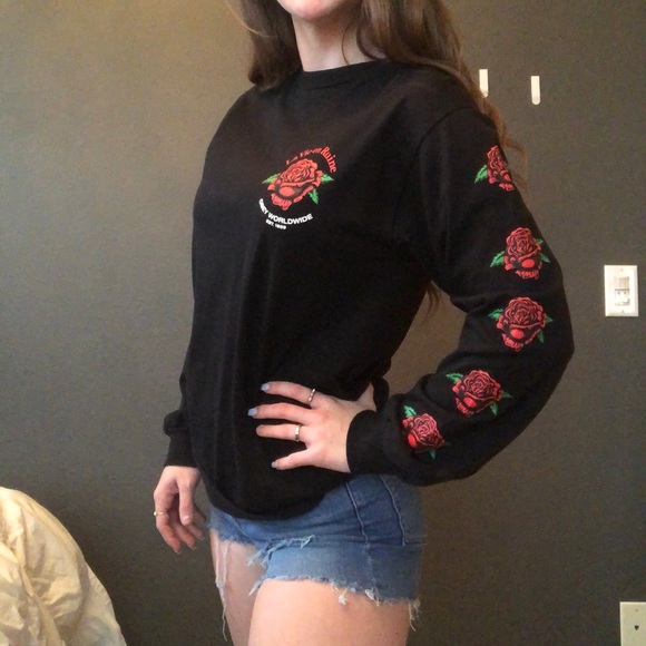 Obey Tops - OBEY rose longsleeve